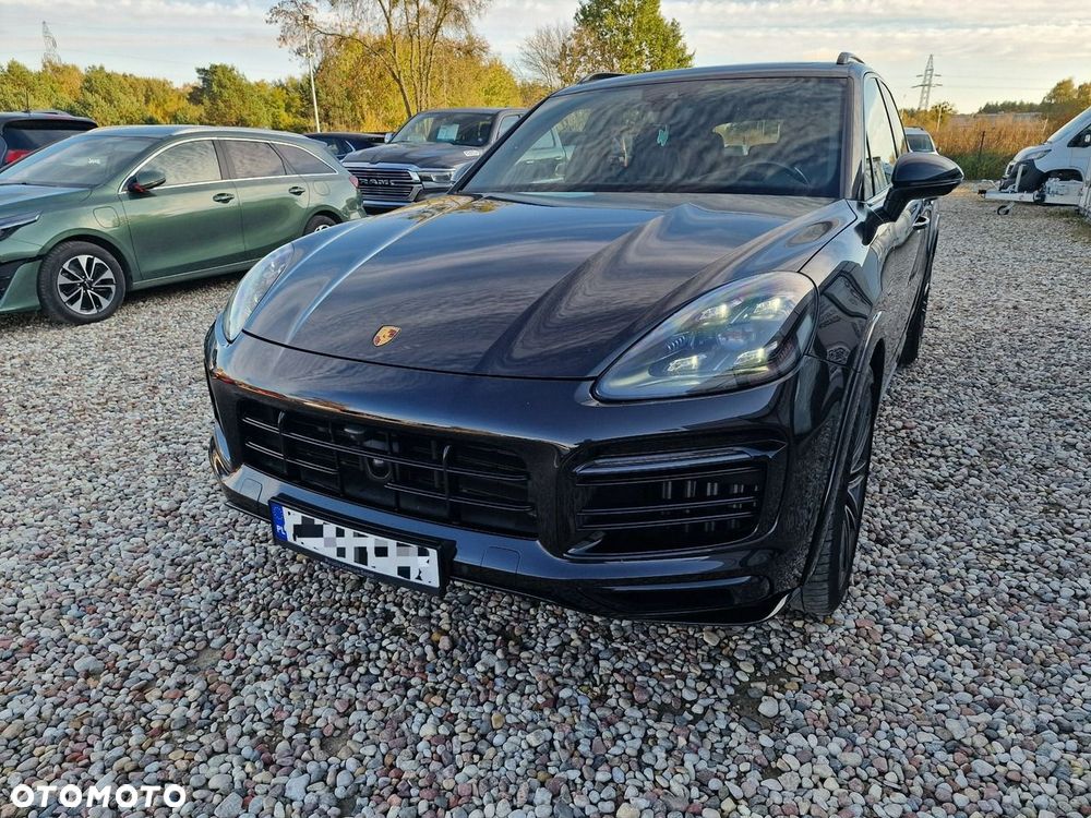 Porsche Cayenne - 3