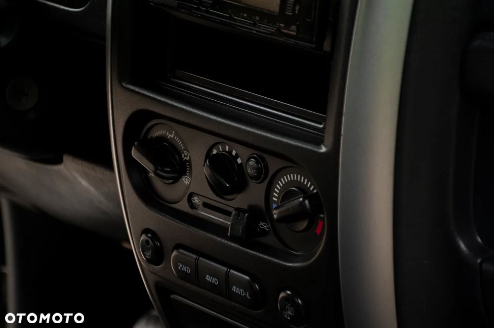 Suzuki Jimny - 10
