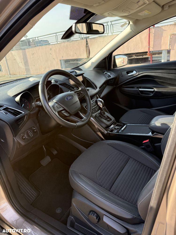 Ford Kuga 1.5 EcoBoost 2x4 Aut. Trend - 15