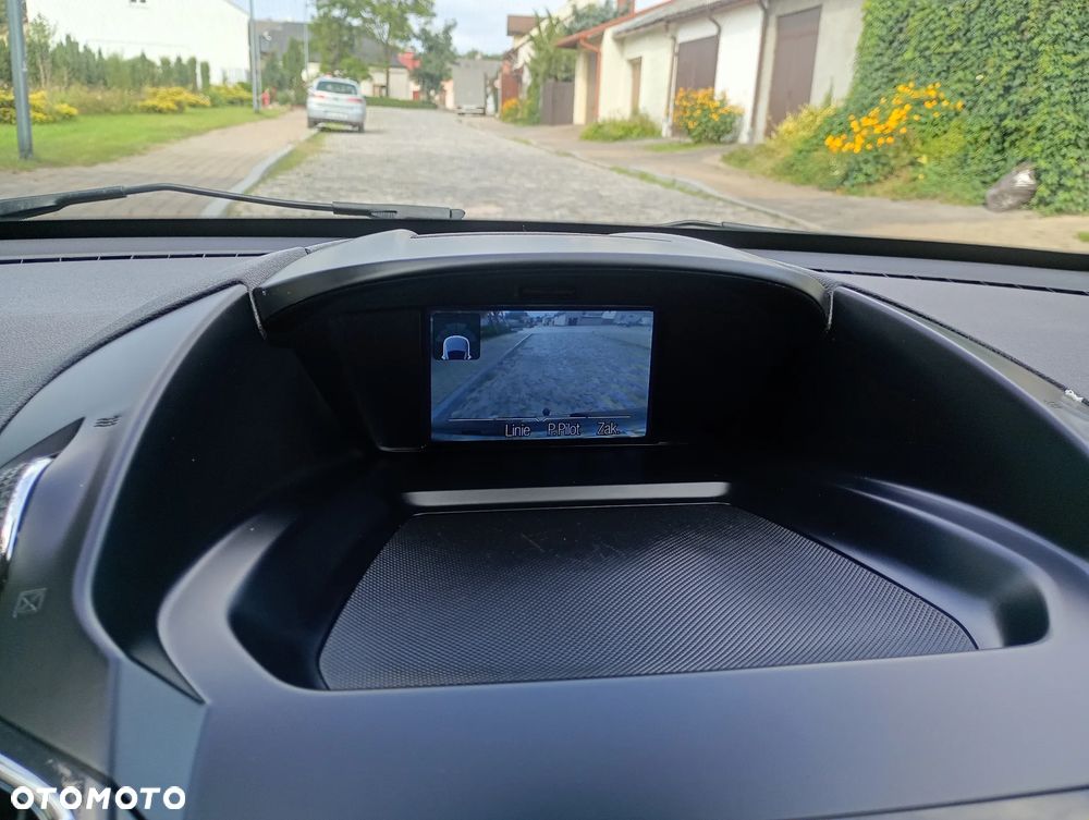 Ford Kuga 2.0 TDCi 2x4 Titanium - 35
