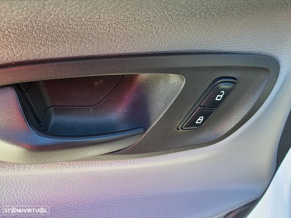 Ford Transit Custom 2.2 TDCI 270 L1 - 19