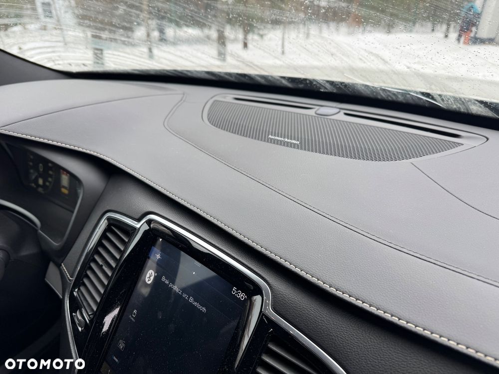 Volvo XC 90 T5 AWD R-Design 7os - 24