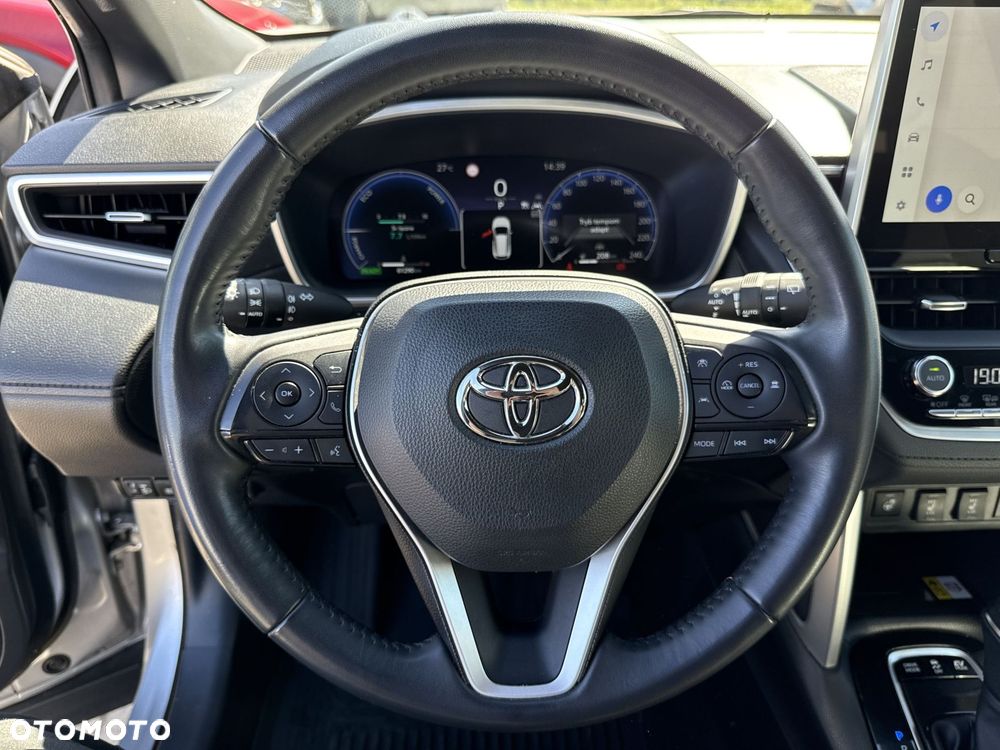 Toyota Corolla Cross - 14