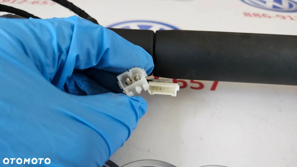 BMW X6 E71 Siłownik elektryczny klapy bagażnika Teleskop Mechanizm wrzecionowy prawy 4887654 - 8