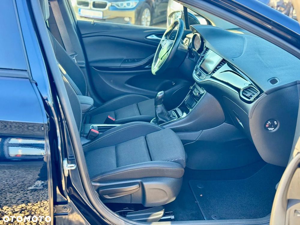 Opel Astra 1.4 Turbo Sports Tourer Innovation - 37