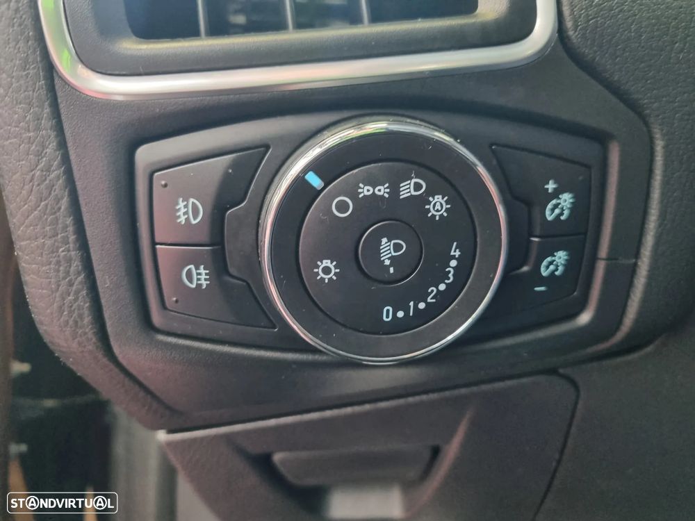 Ford Focus 1.0 SCTi Titanium Best - 37