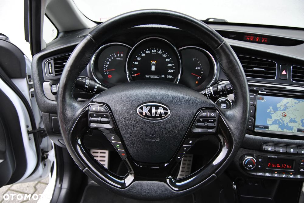 Kia Ceed 1.6 GDI Spirit - 32