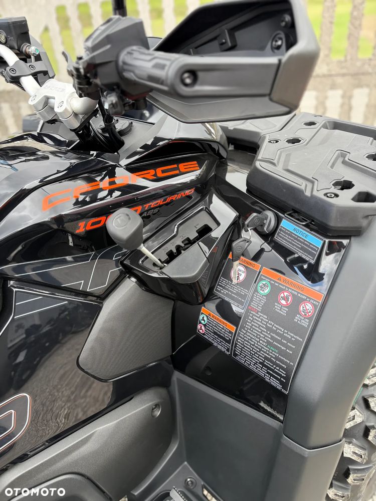 CFMoto CForce - 10