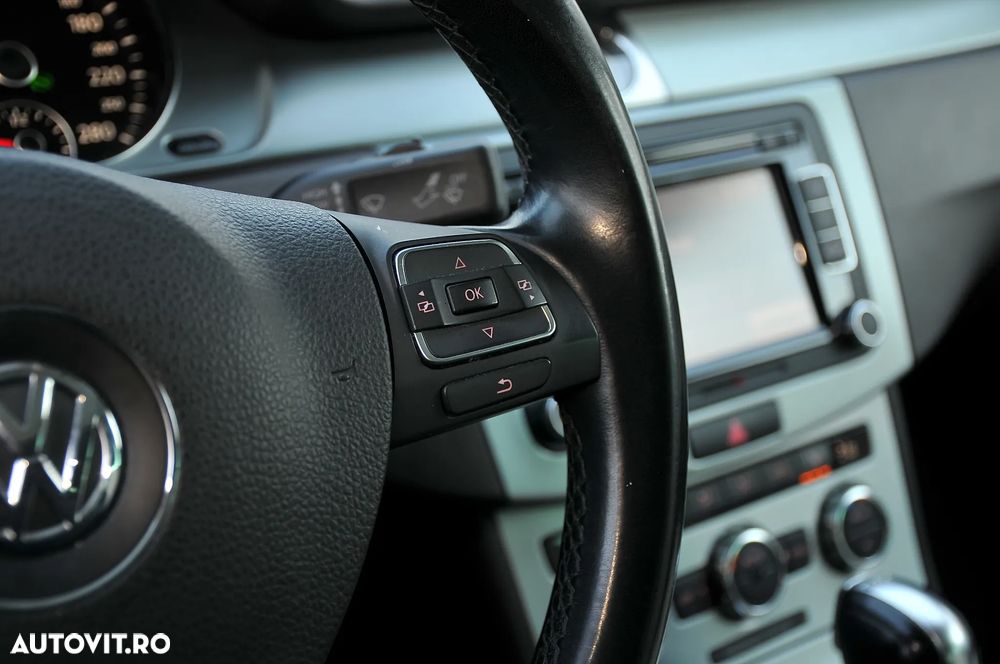 Volkswagen Passat CC - 27