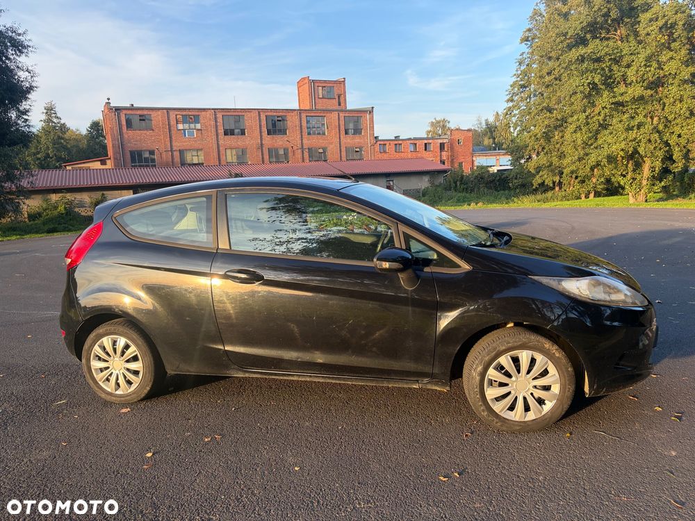 Ford Fiesta - 8
