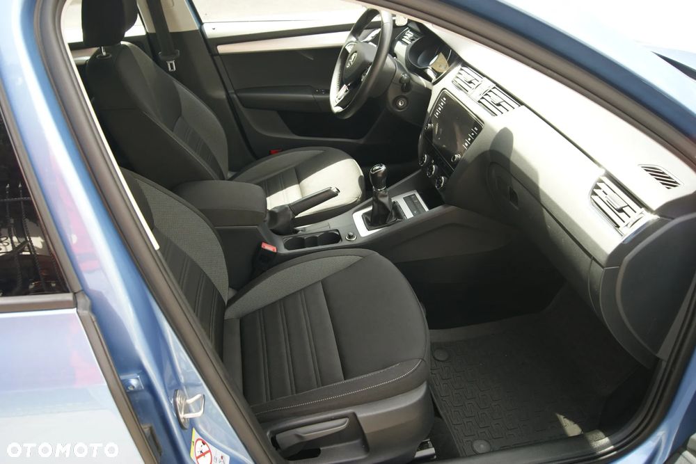 Skoda Octavia 1.6 TDI Ambition - 8