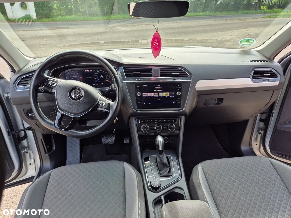 Volkswagen Tiguan - 16