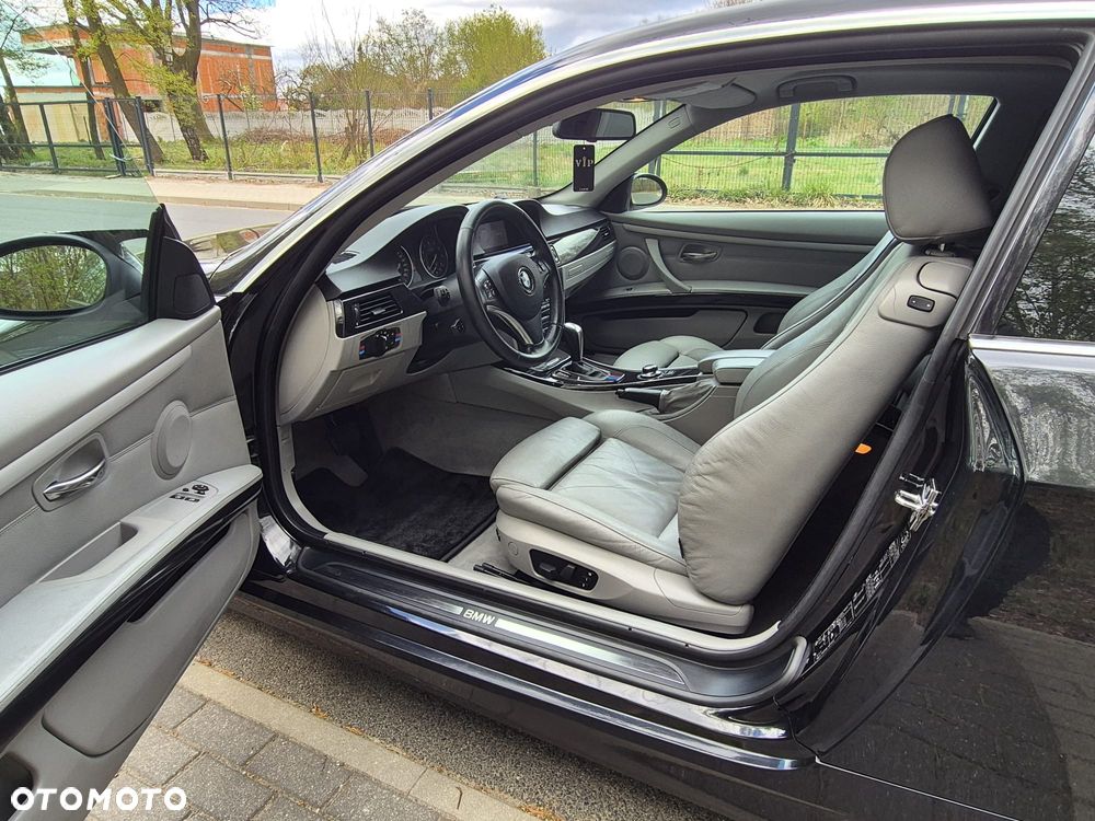 BMW Seria 3 - 18