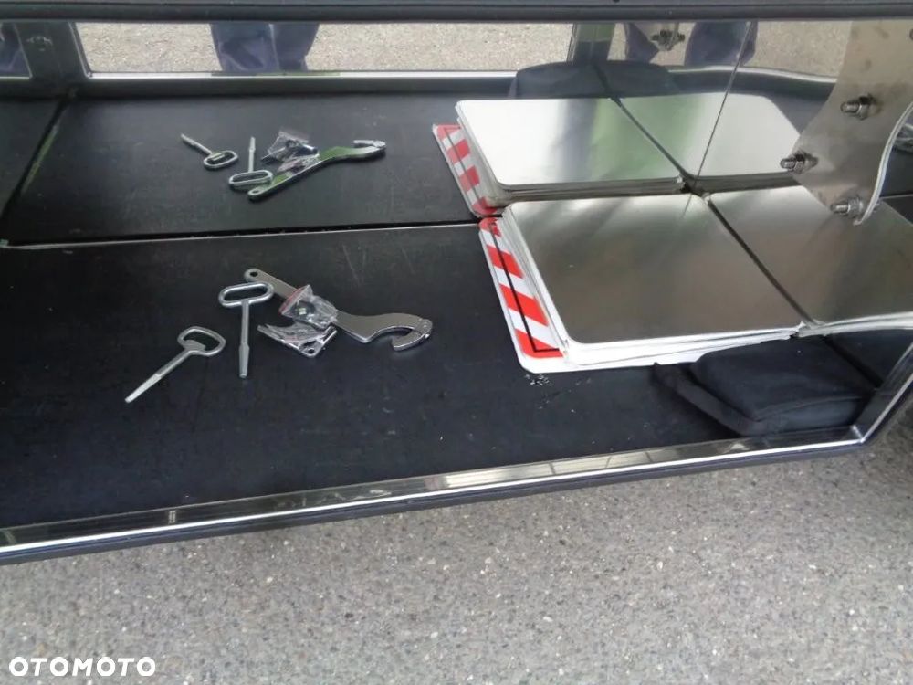 Lag - cysterna ADR / 30.000 L / DOSTĘPNE RÓWNIEŻ 34.000 L - 32