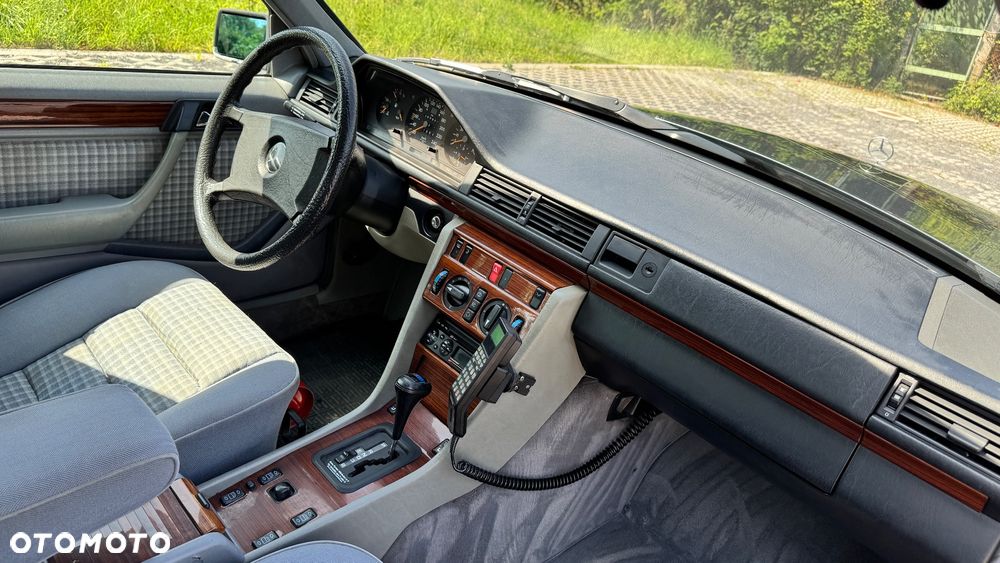 Mercedes-Benz W124 (1984-1993) - 15