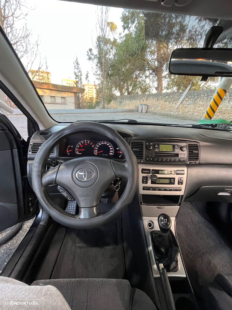 Toyota Corolla 1.4 VVT-i - 17