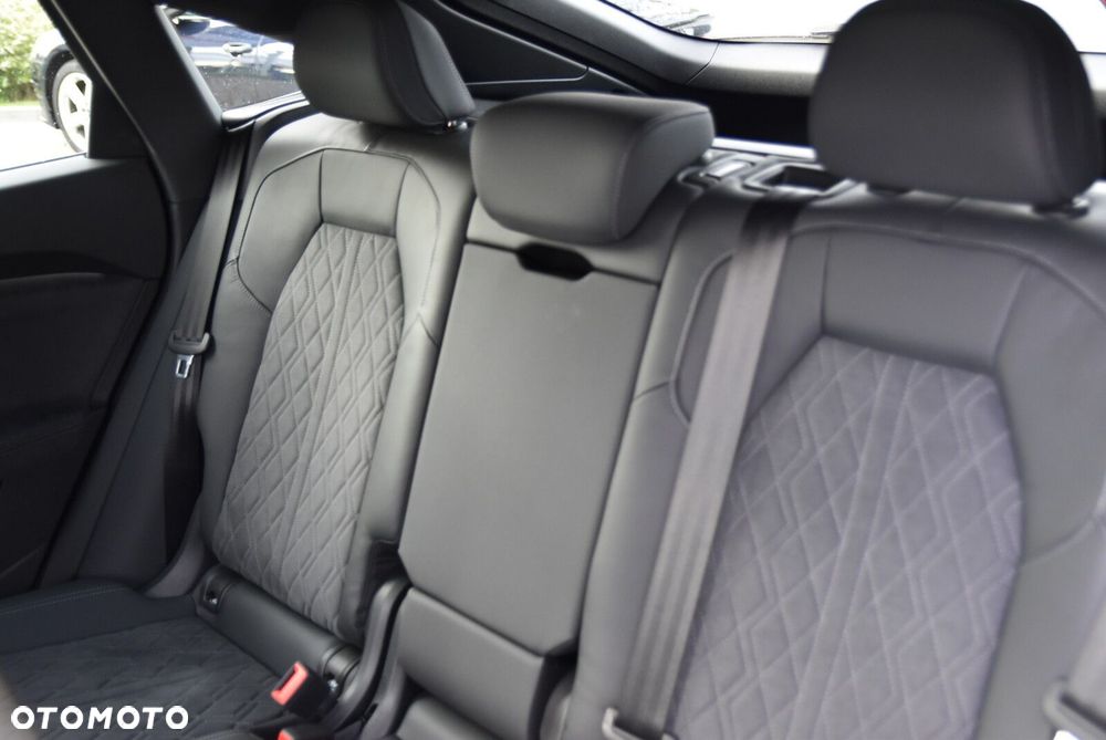 Audi Q5 Sportback - 10