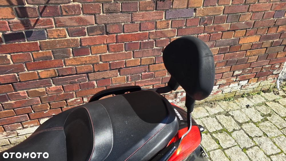 Yamaha X-max - 13