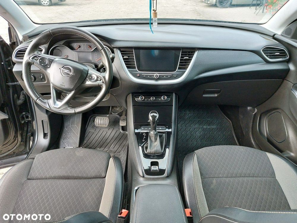 Opel Grandland X - 17