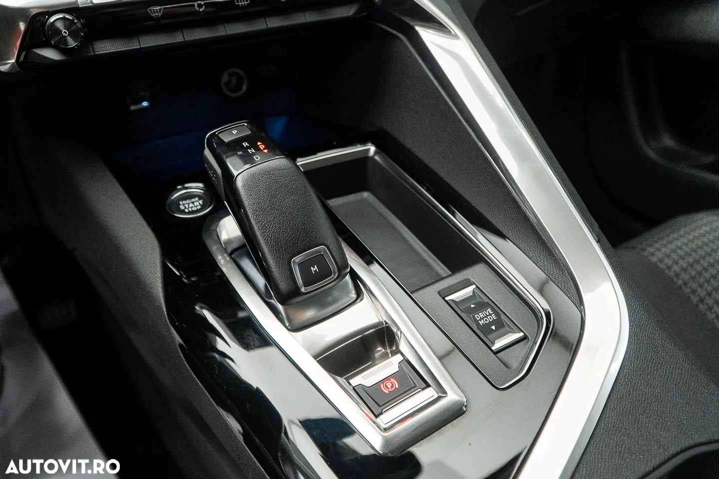 Peugeot 3008 PureTech 130 Stop & Start GPF EAT8 Allure - 22