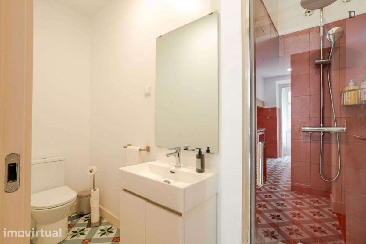 Apartamento com 3 quartos - localizado em Castelo Lisbon - Grande imagem: 4/32