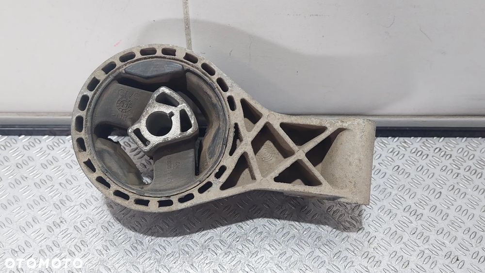 ŁAPA PODUSZKA OPEL INSIGNIA A 2,0T NR 13228305 - 2