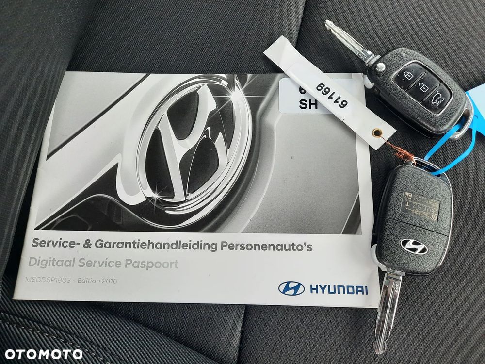 Hyundai i10 1.0 BlueDrive Comfort - 28