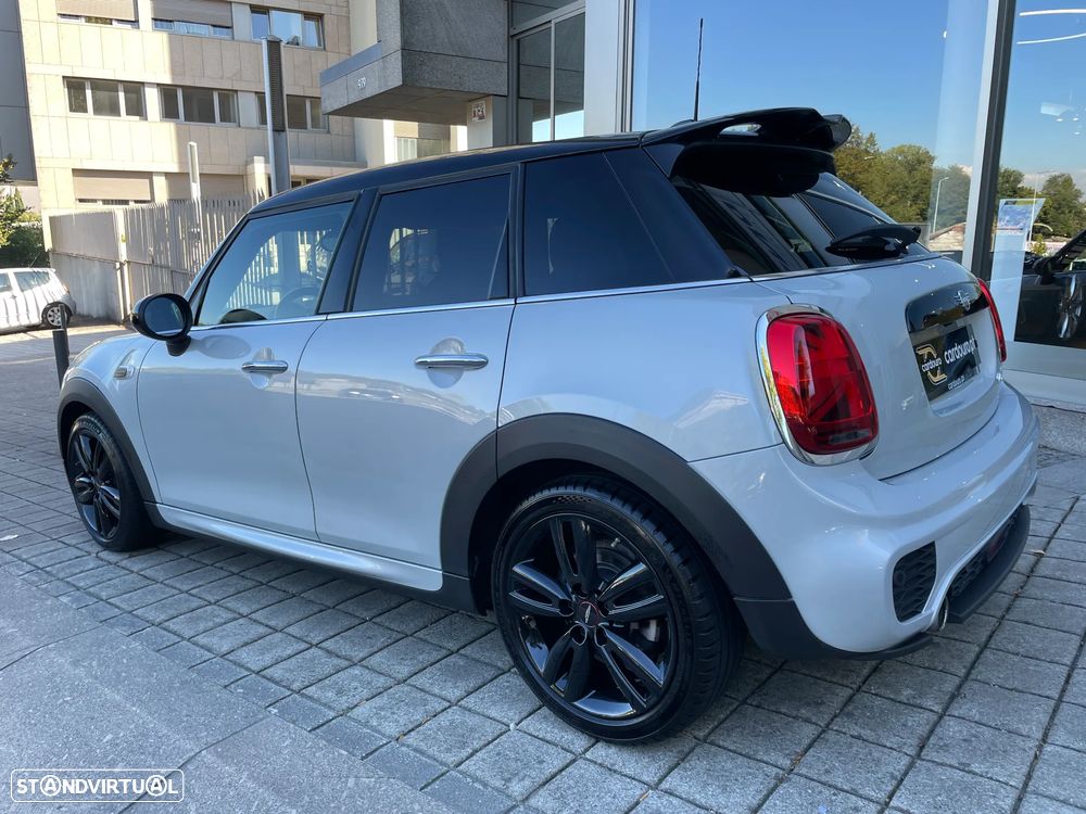 MINI 5 Portas Cooper D - 7
