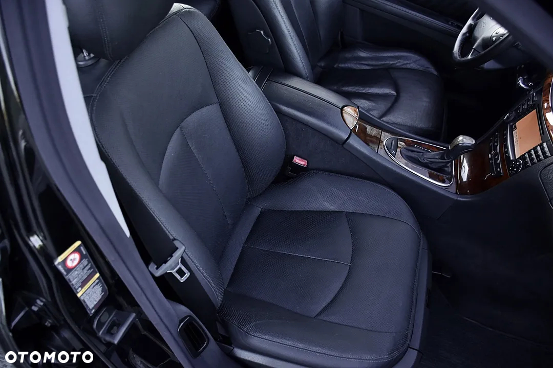Mercedes-Benz Klasa E 320 4-Matic T Avantgarde - 34