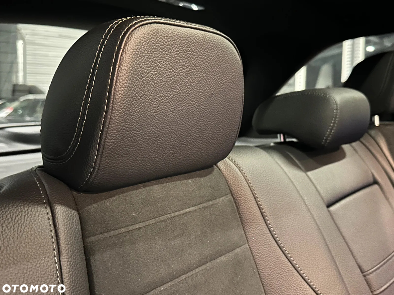 Mercedes-Benz GLE Coupe 400 e PHEV 4-Matic AMG Line - 29