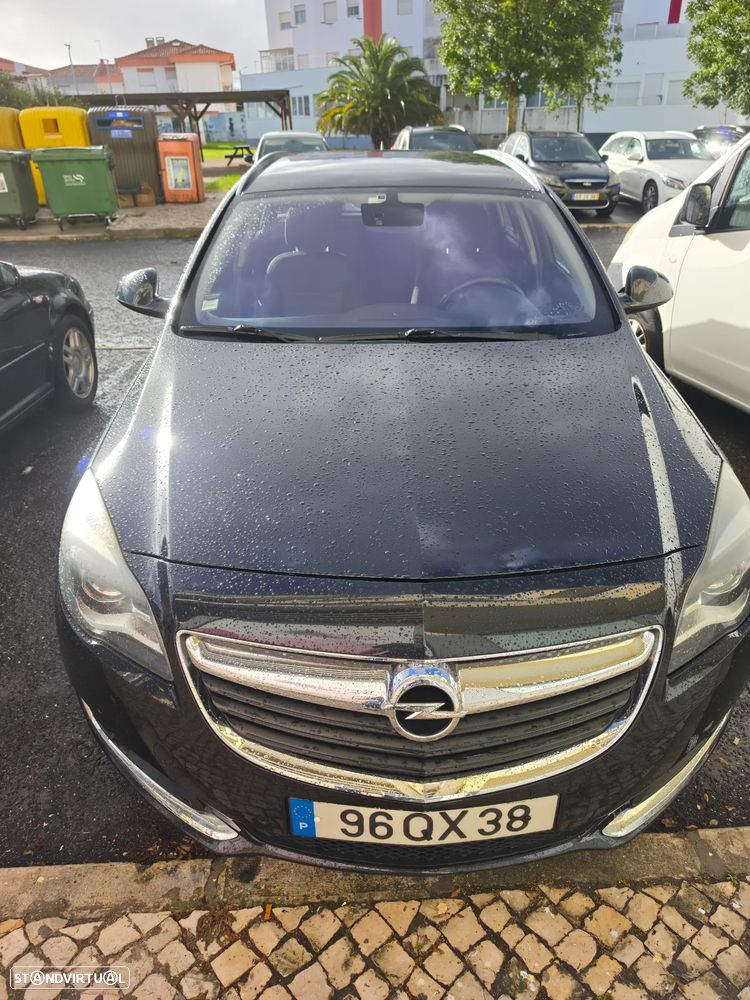 Opel Insignia Sports Tourer - 2