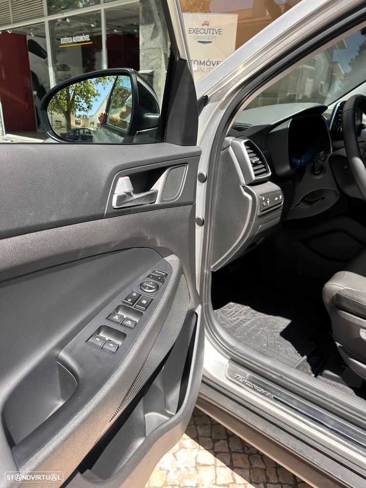 Hyundai Tucson - 11