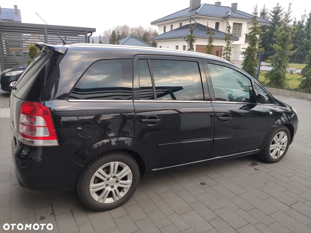Opel Zafira 1.9 CDTI Cosmo - 6