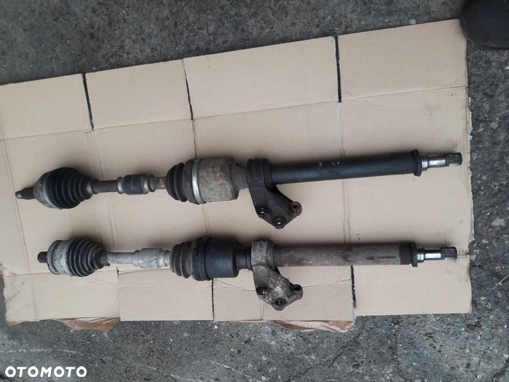 Mazda 3 BK 03-09  1.6 16V Prawa  Półośka półoś - 1