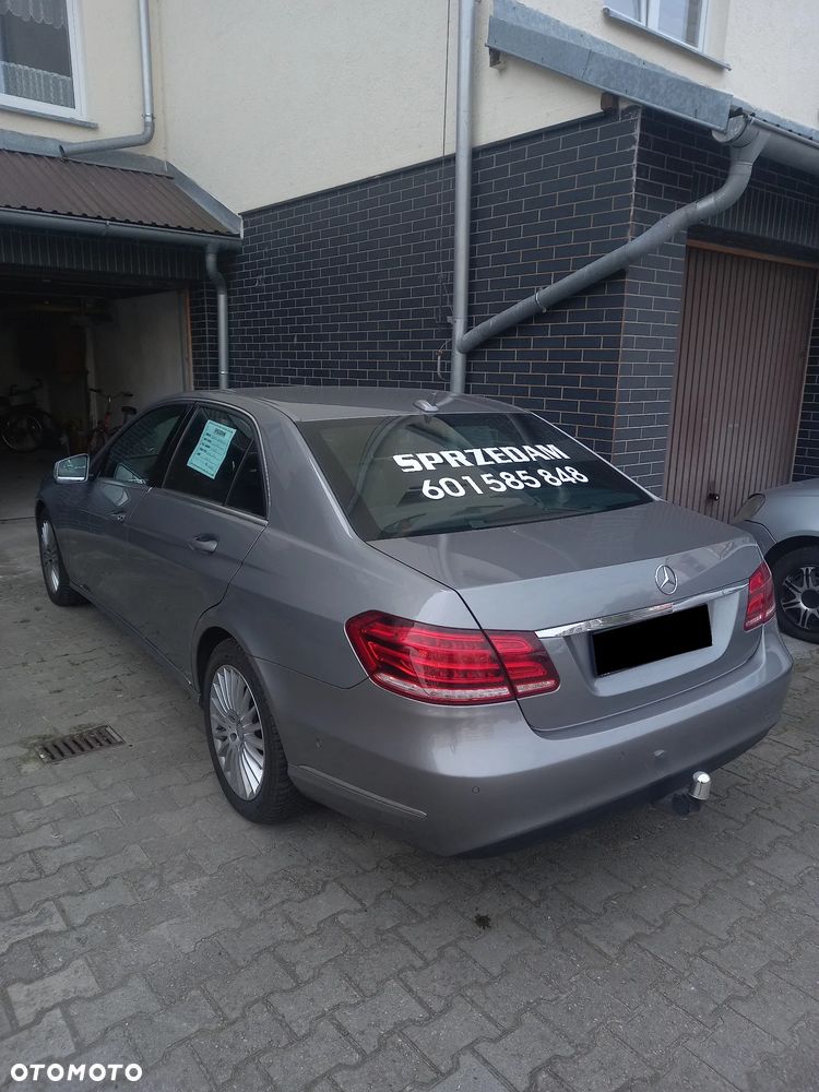 Mercedes-Benz Klasa E 220 BlueTEC 9G-TRONIC - 4