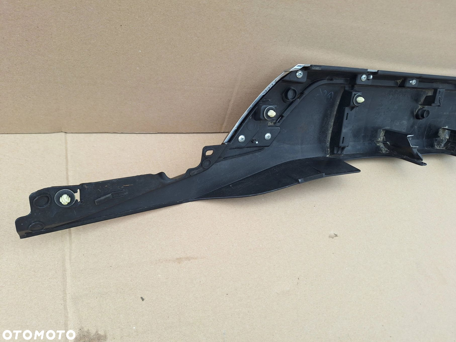 MITSUBISHI OUTLANDER III LIFT 15-20 BLENDA LISTWA KLAPY BAGAŻNIKA - 11