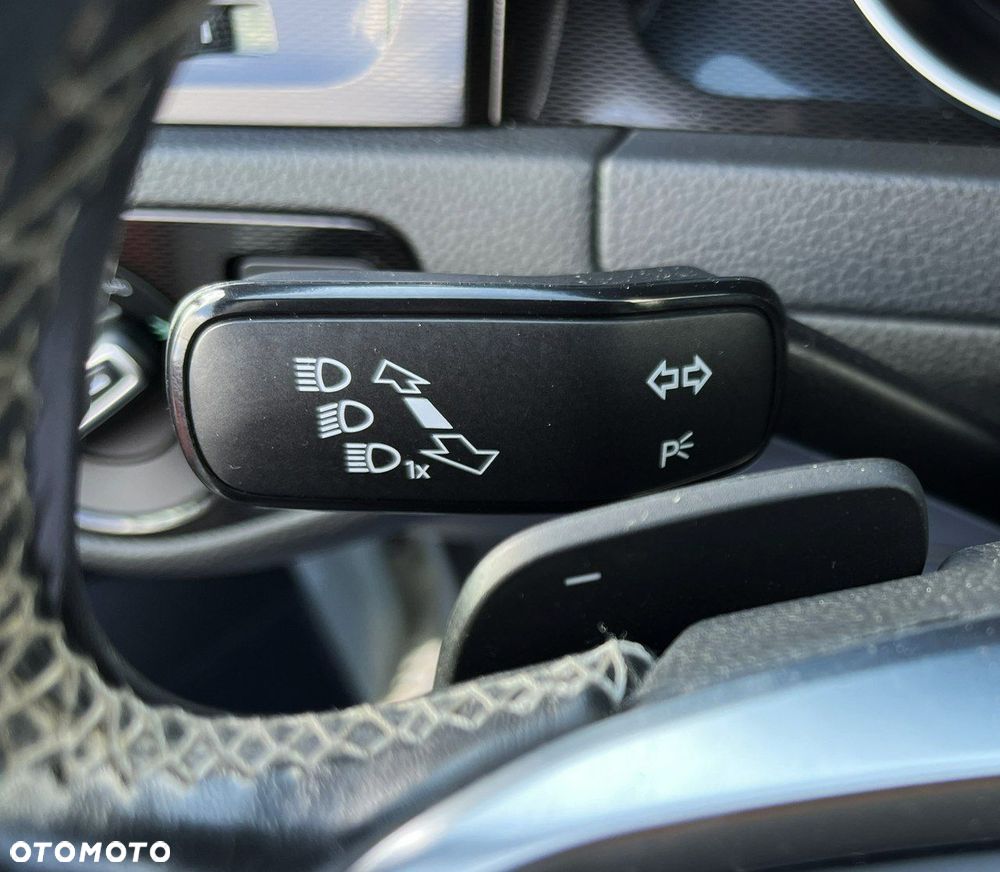 Volkswagen Golf VII 2.0 TDI BMT GTD DSG - 24