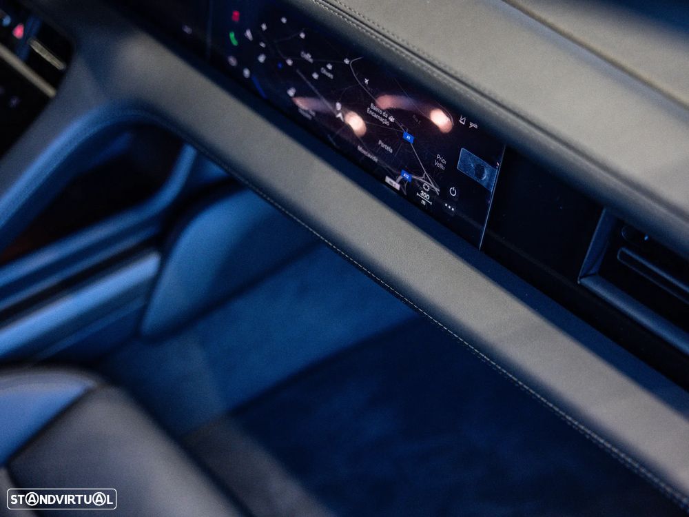 Porsche Taycan Sport Turismo Turbo - 51