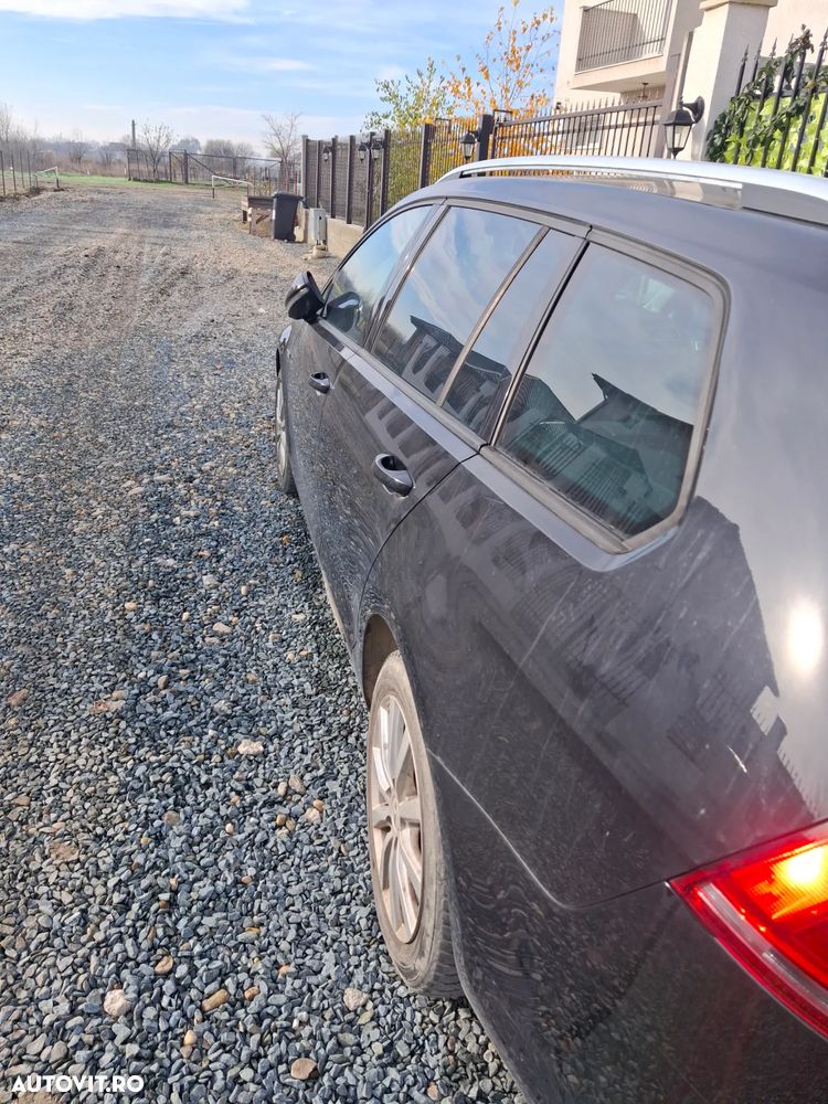 Volkswagen Golf 2.0 TDI 4Motion BlueMotion Technology Lounge - 3