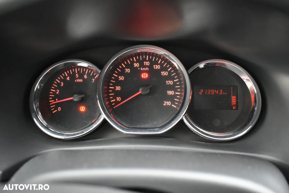 Dacia Logan 0.9 90CP Ambiance - 10