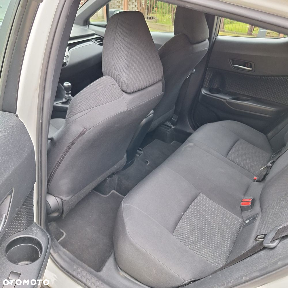 Toyota C-HR 1.2 T Dynamic - 8