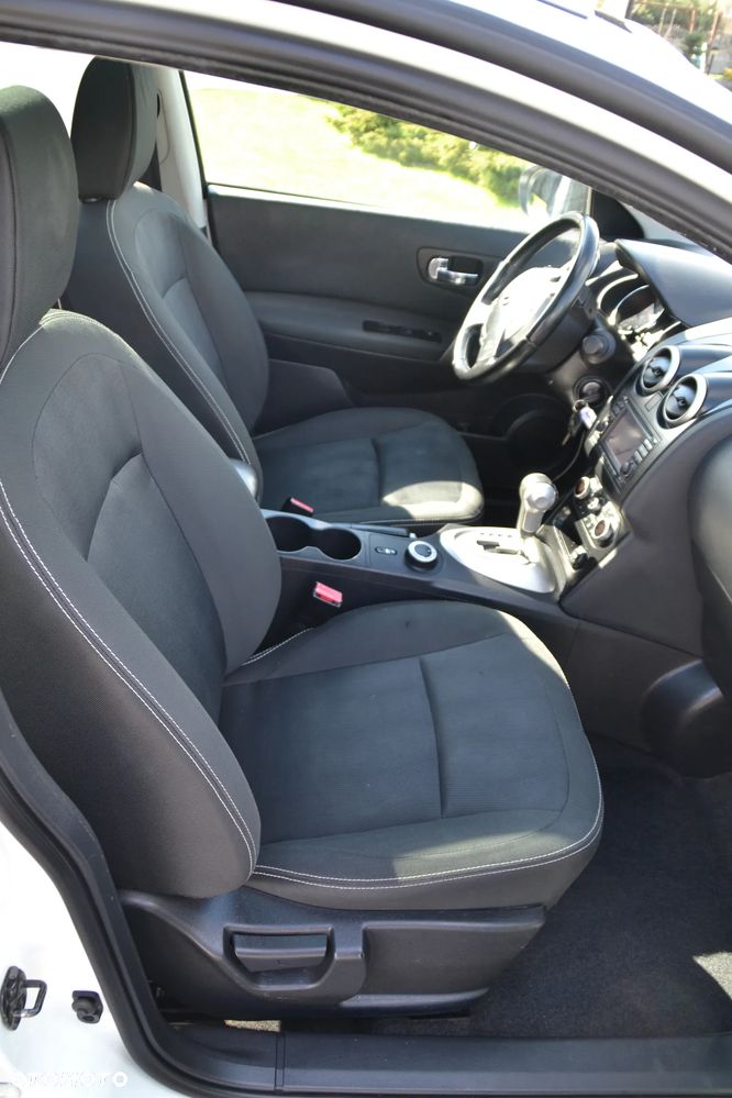 Nissan Qashqai 2.0 4x4 I-Way CVT - 23