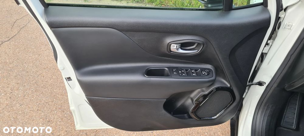 Jeep Renegade 1.4 MultiAir Limited FWD S&S - 11