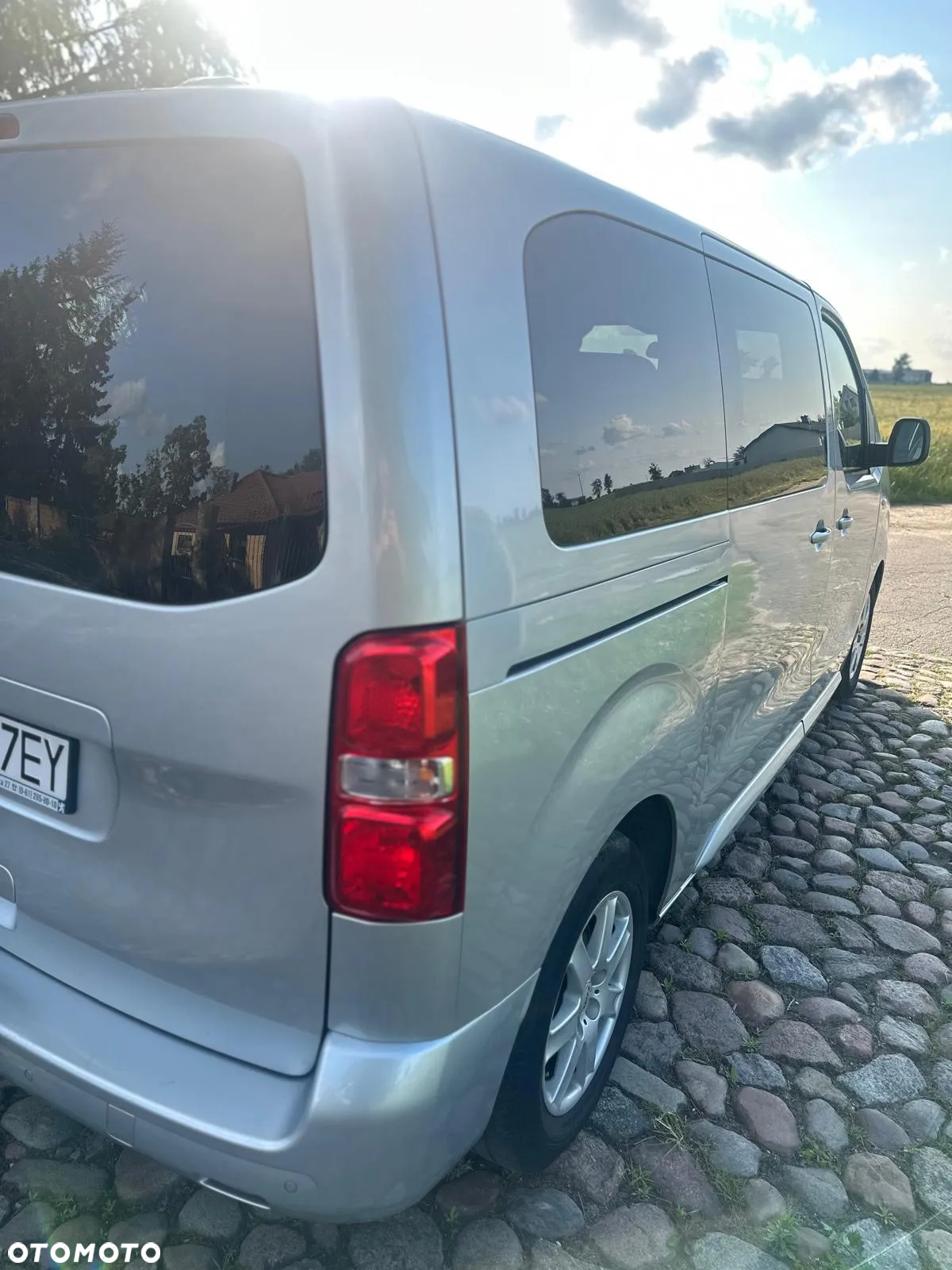Peugeot Traveller 2.0 BlueHDi Standard Business - 20
