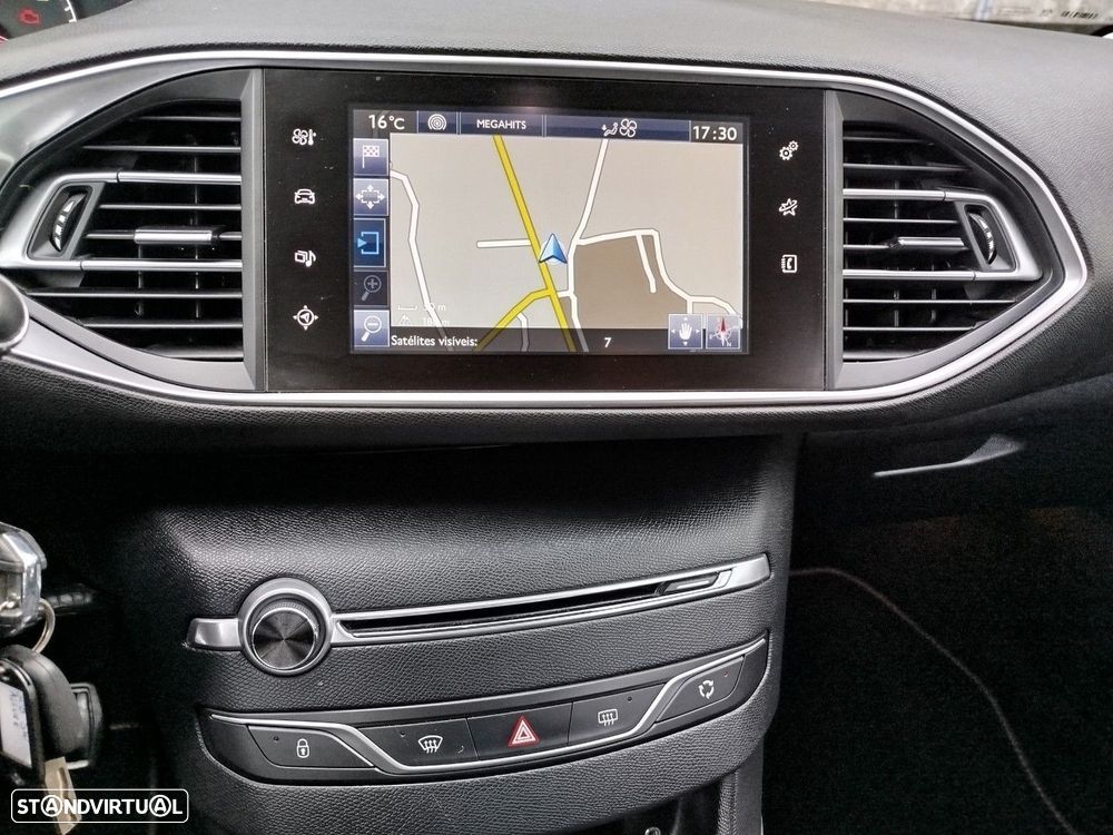 Peugeot 308 SW 1.2 PureTech Allure J17 - 9