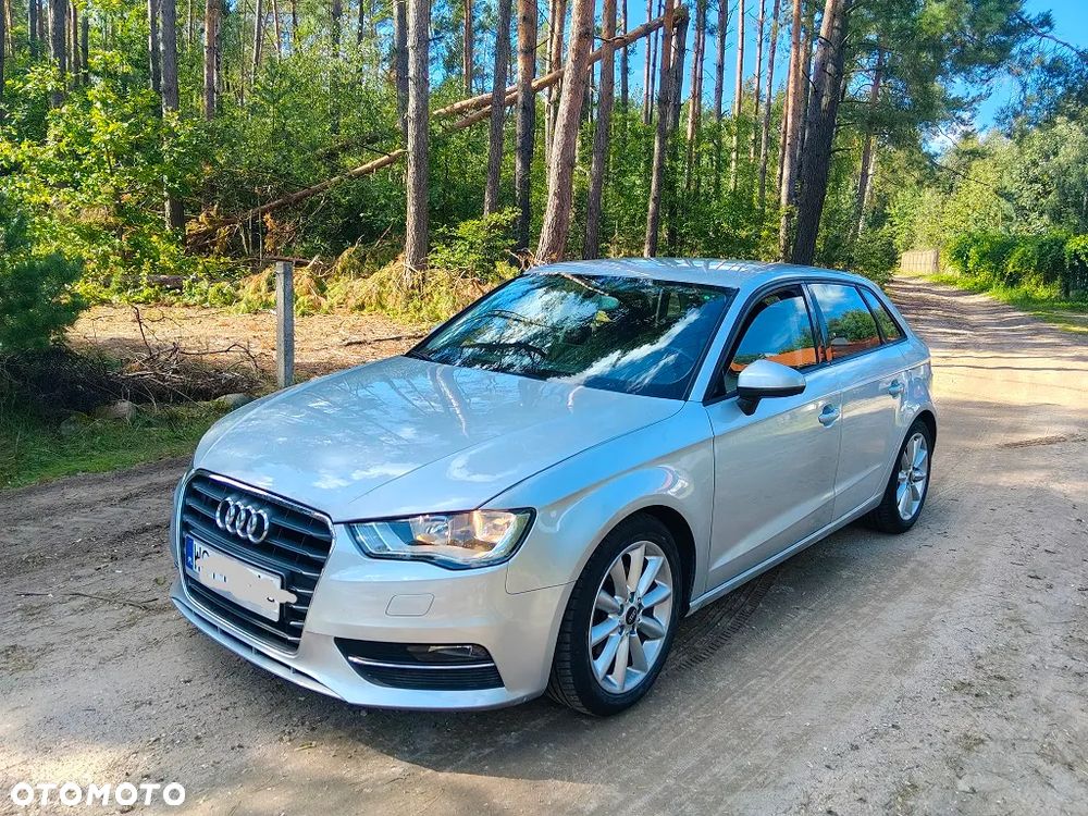 Audi A3 Sportback 1.6 TDI Attraction - 1