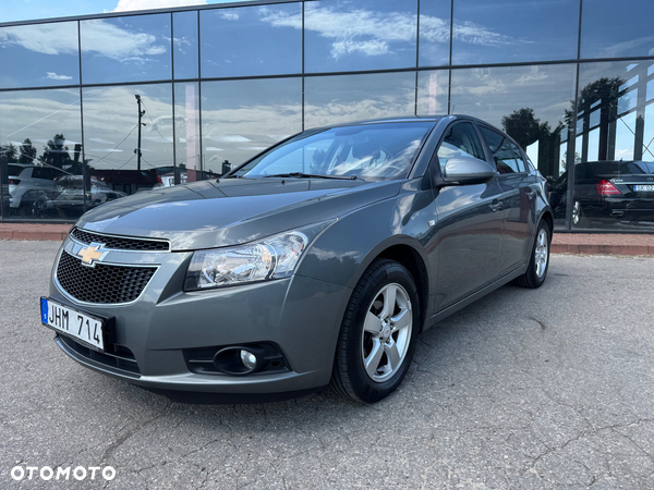 Chevrolet Cruze 1.6 LT
