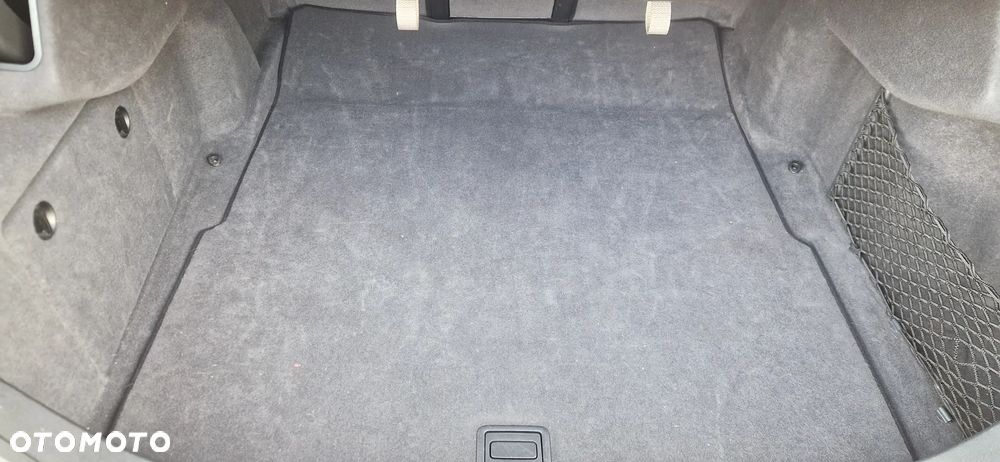 Mercedes-Benz CLS 350 CGI 7G-TRONIC - 22