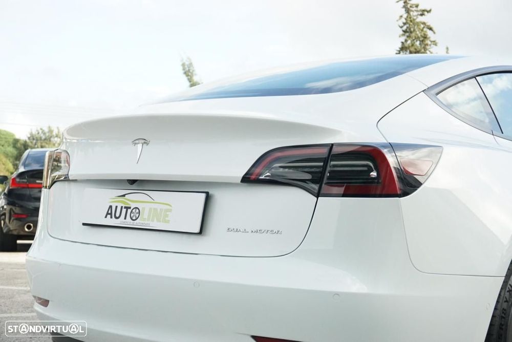 Tesla Model 3 Long Range AWD Dual Motor - 23