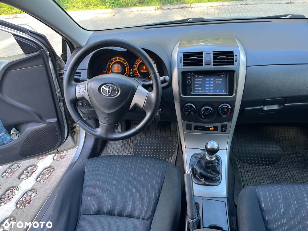 Toyota Corolla 1.6 Premium - 7